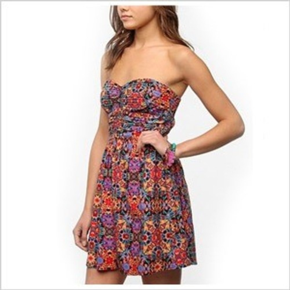 Band of Gypsies Strapless Dress Size Small Multi Floral Sweetheart Summer Party